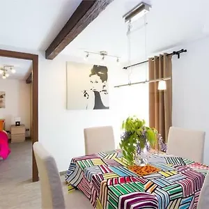 Casa Della Dogana , Syracuse Italia