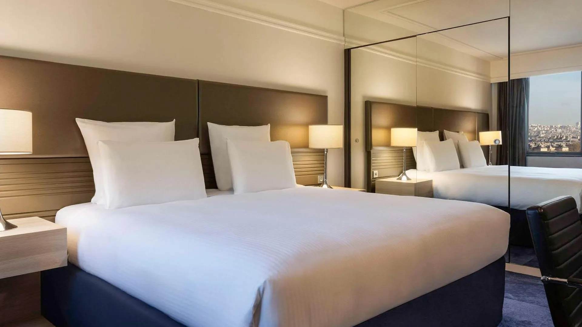 מלון Pullman Paris Montparnasse 4*,  צרפת