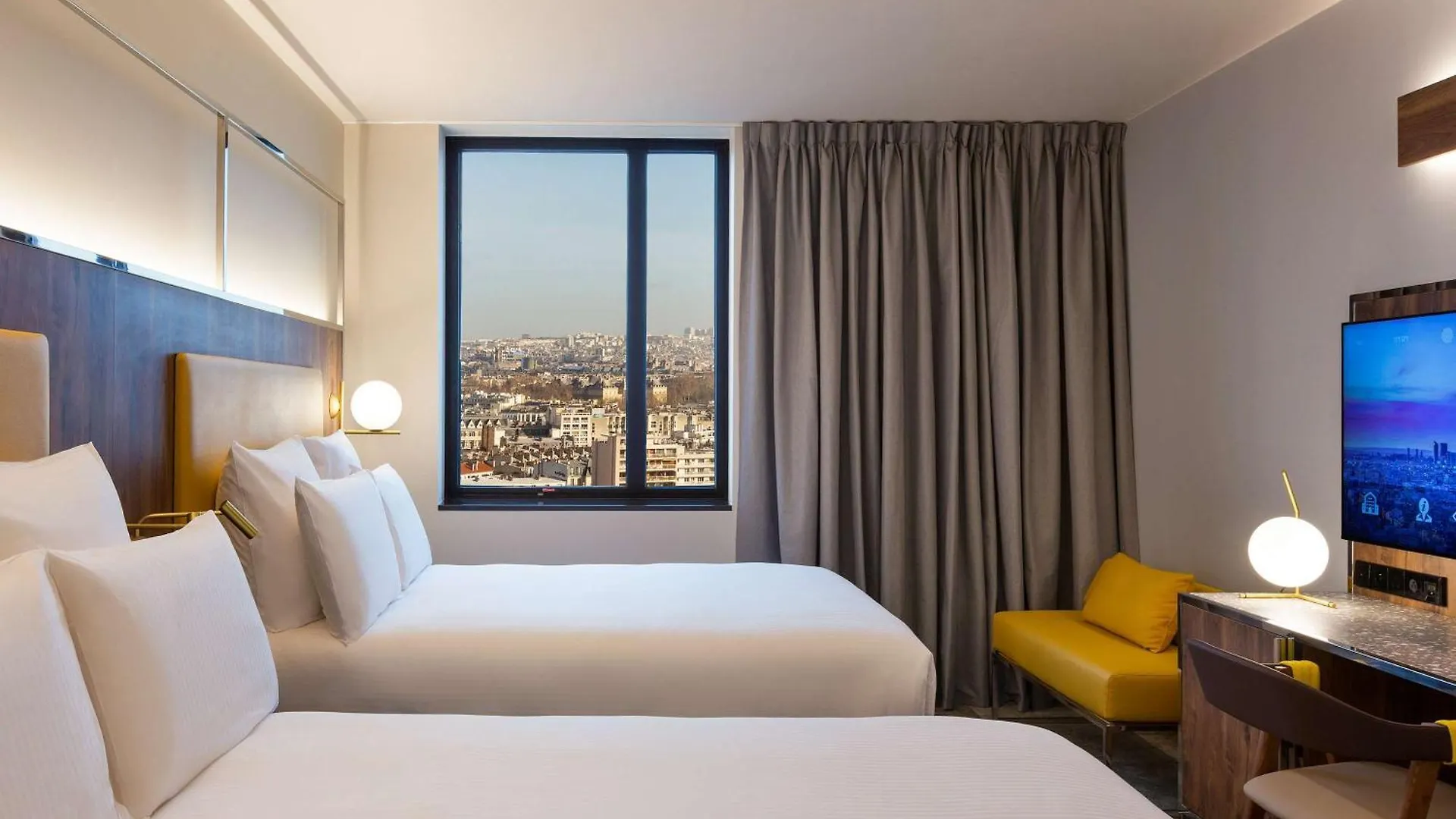 Pullman Paris Montparnasse Hotel