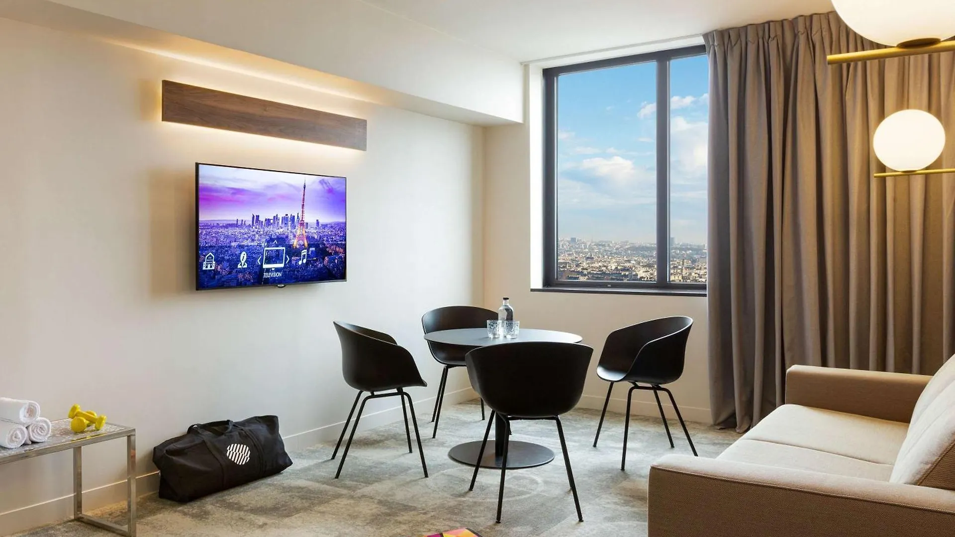 Pullman Paris Montparnasse Hotel
